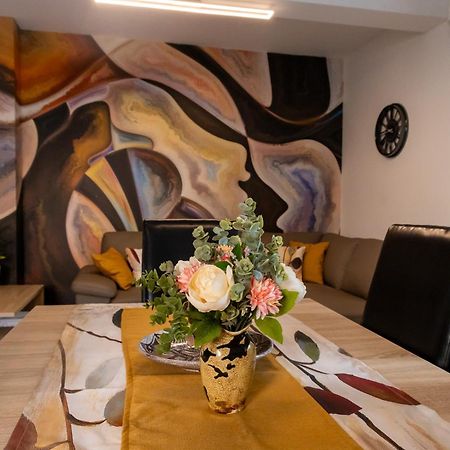 פורץ Apartmani Pranjic מראה חיצוני תמונה