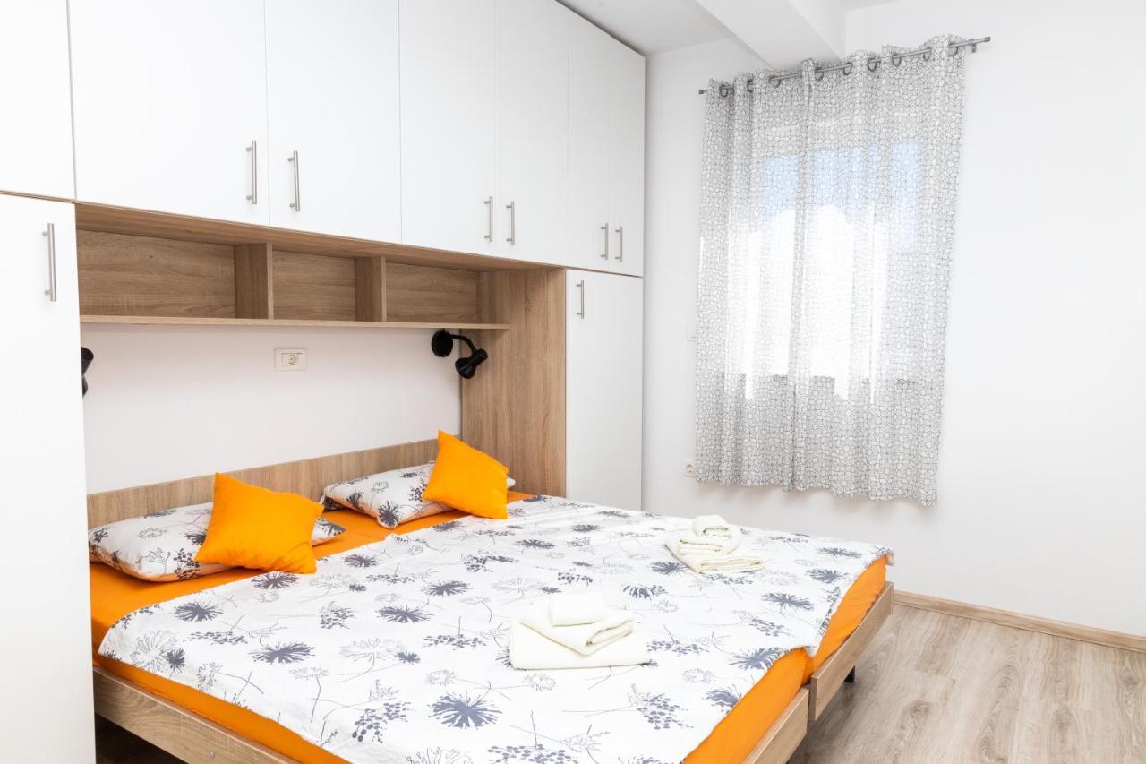 פורץ Apartmani Pranjic מראה חיצוני תמונה