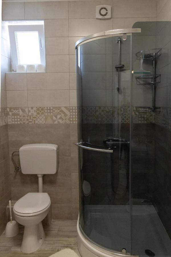 פורץ Apartmani Pranjic מראה חיצוני תמונה
