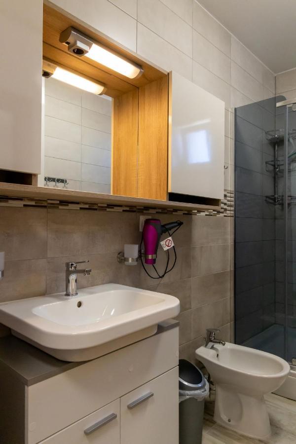 פורץ Apartmani Pranjic מראה חיצוני תמונה